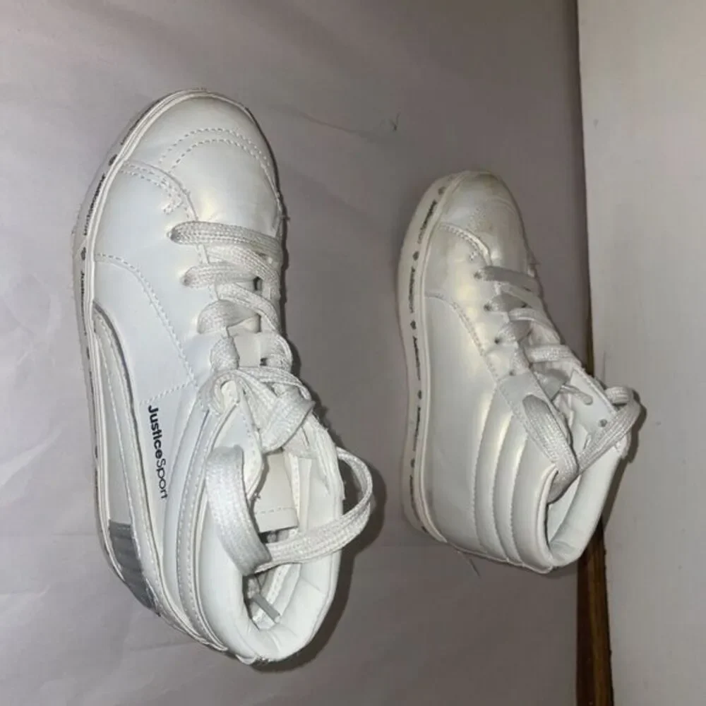 Justice Sport White High Top Sneakers‎ White/Reflective Silver Size 13